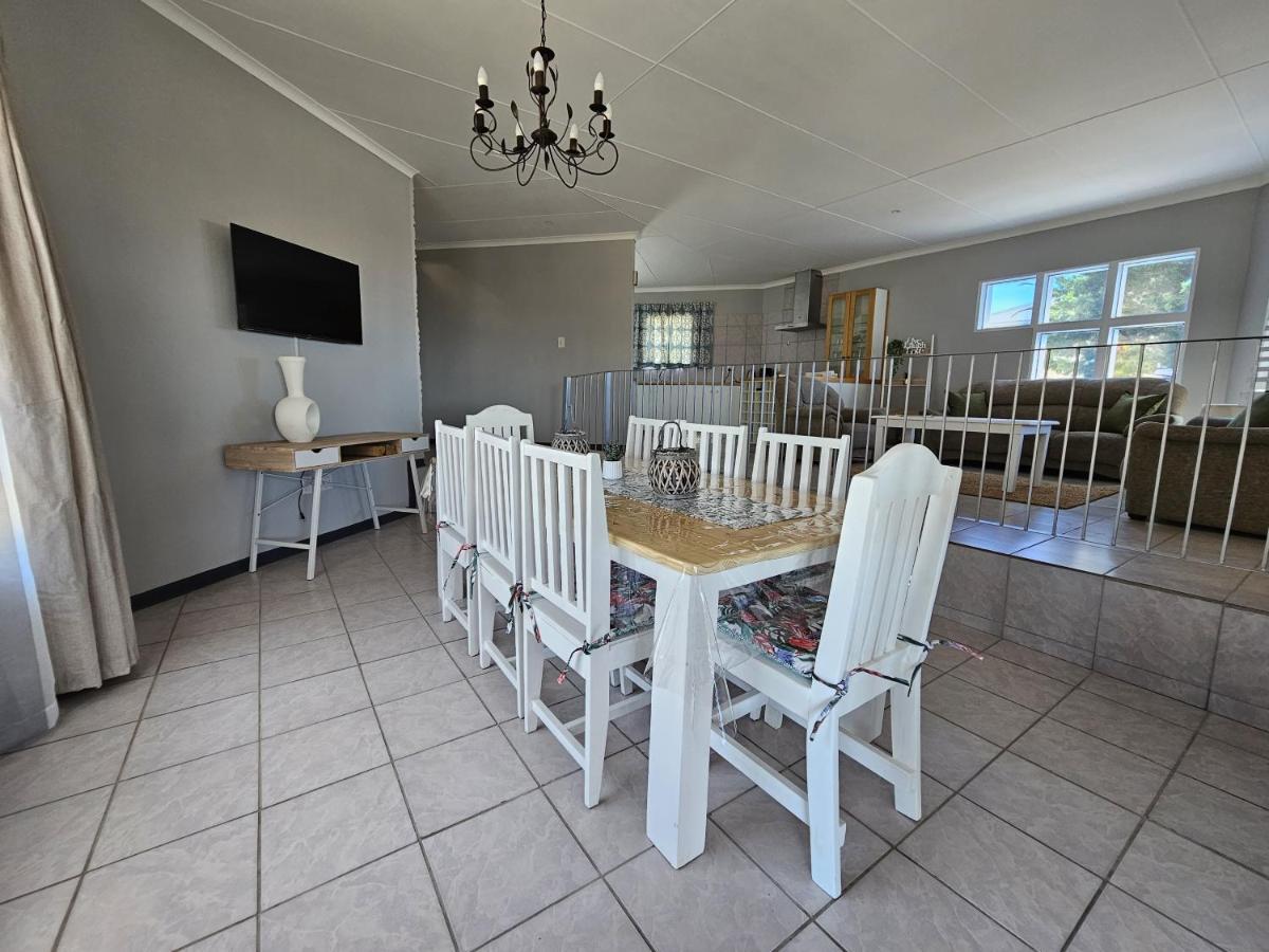 The Dutch Corner House * Langebaan