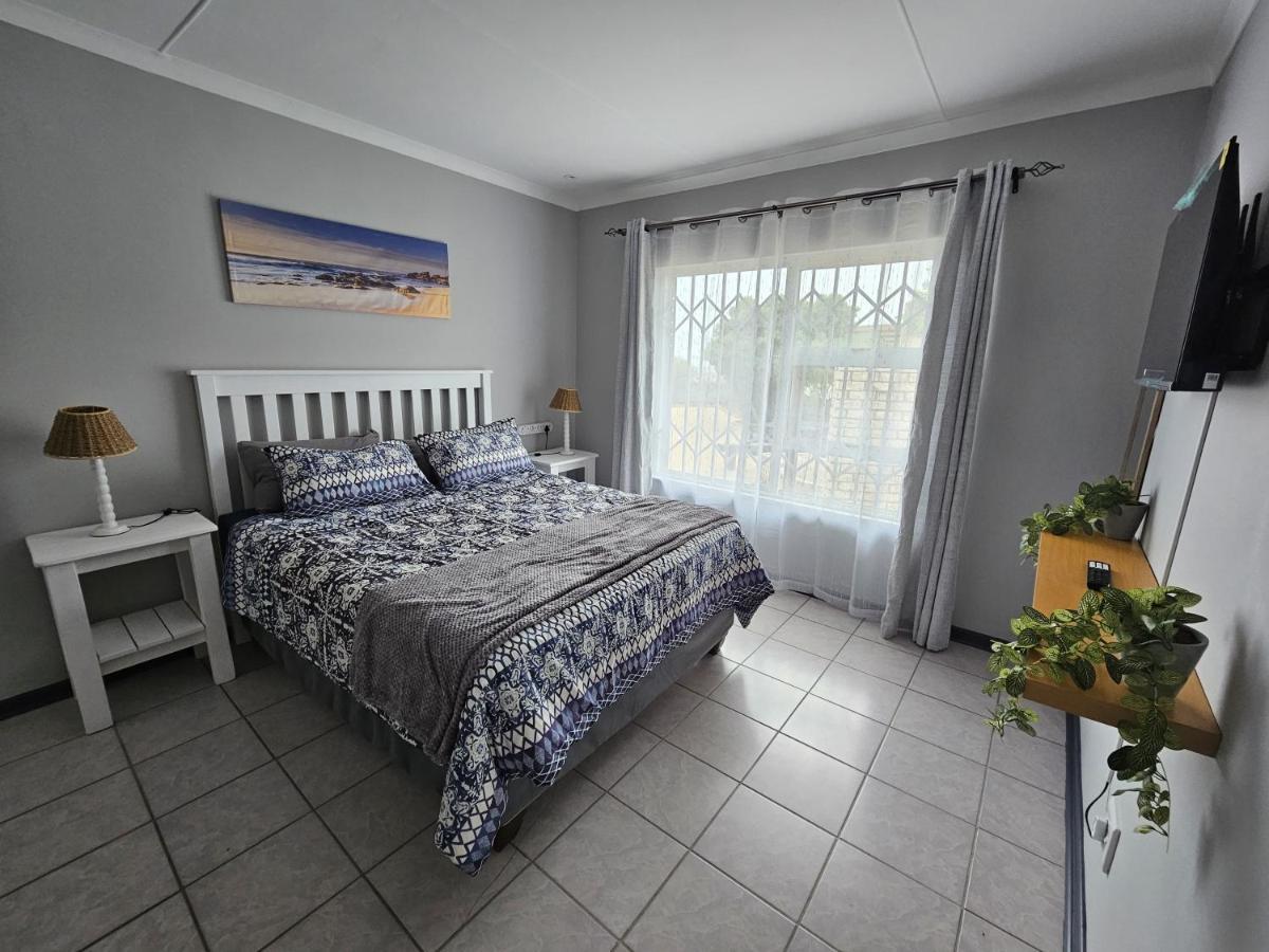 The Dutch Corner House * Langebaan